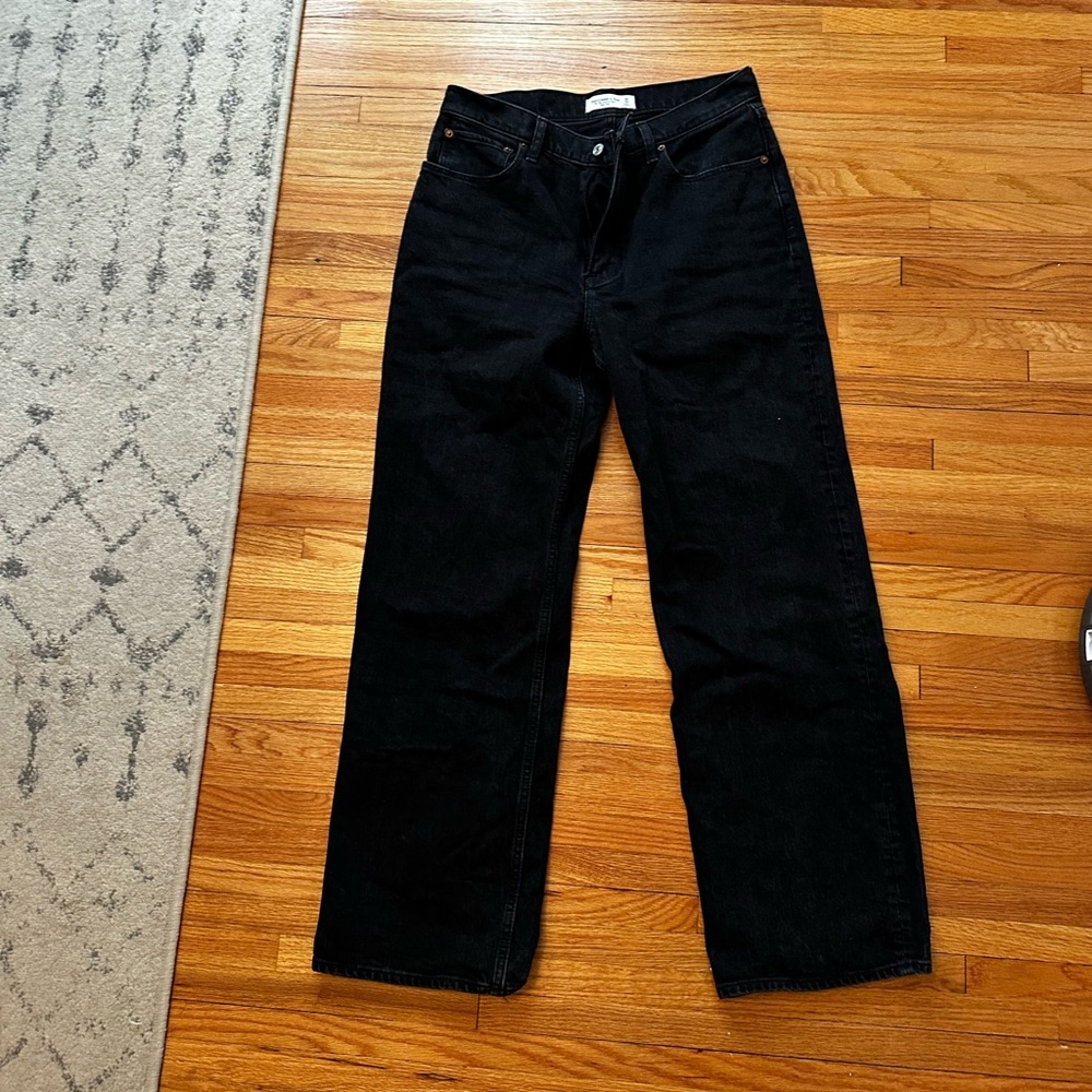 Abercrombie 90’s Relaxed Jeans